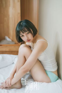 佟丽娅中宣部副部长